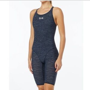 TYR Thresher Baja Open Back Tech Swimsuit Size 28, 26 In Black